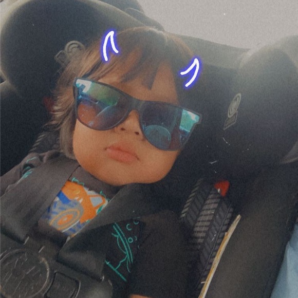 Meet the Posher Other - Meet your Posher, Esmeralda